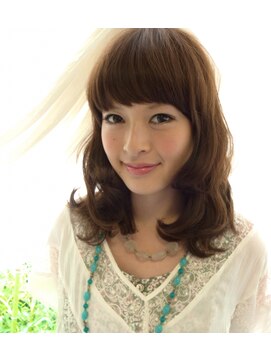 コクーン(Cocoon) 人気なセミディ愛されヘア☆