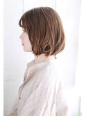 大人かわいいこなれ美髪ミディホワイトグレージュネビージュ/011