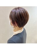 ショートボブ白髪ぼかしインナーカラー