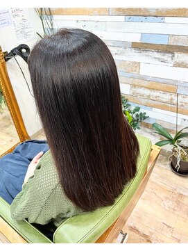 ハウオリ ヘアーワークス(Hauoli hair works) ヴアリジョア極上ツヤツヤ柔らか髪質改善型縮毛矯正