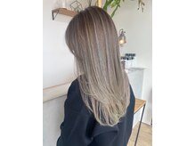 アーブル ヘアーアンドメイク(ARBRE)
