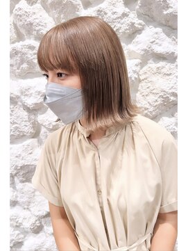 モアナ バイ ヘッドライト 沖縄東崎店(Moana by HEADLIGHT) 切りっぱなしボブ ベージュ系