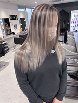 キング 梅田(K!ng)&nbsp;縮毛矯正髪質改善ハイライトレイヤーカット梅田美容室エクステ