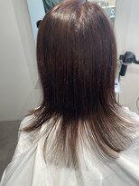 フク(FUKU)&nbsp;負担を減らして美髪へ導くヘアカラー。白髪染め使わない白髪染め