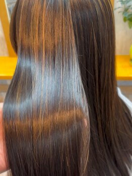 デザインケアアムリット(Design Care Amrit)の写真/紫外線やダメージを補修し、髪の状態に合わせたトリートメントで、あなた専用の美髪体験を提供します！