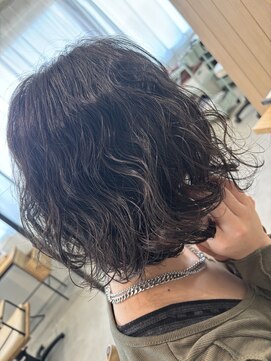 ファムバイアヴァンス(Femme by AVANCE.) 【@篠澤】黒髪×ボブパーマ