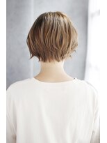 シュシュット(chouchoute) 美髪質改善ホワイトブロンドワイドバングイメチェン外ハネボブ76