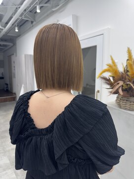 シー 自由が丘(sii.) 切りっぱなしボブ/ぱつっとミニボブ/ベージュカラー