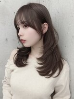 アイヴィ 表参道(IVY)&nbsp;duft°艶髪/ブリーチなし/顔周りレイヤー/アッシュグレージュ