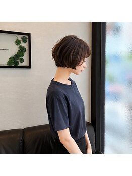 ヘアードレッサー デイジー(hair dresser daisy)の写真/白髪ぼかしハイライトで透明感UP!炭酸バブルスパで頭皮も髪もリフレッシュ◎