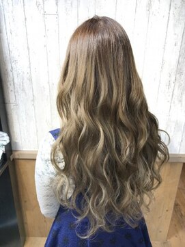 アンク クロス 関内店 アッシュベージュハイライト　【mifuyu】