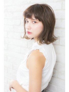 プライズ 池袋店(prize) ナチュラルベージュ切りっぱなしボブ外ハネ重めバング20