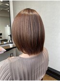 ”伸ばしかけのスタイルでも収まるコスメトリートメント”