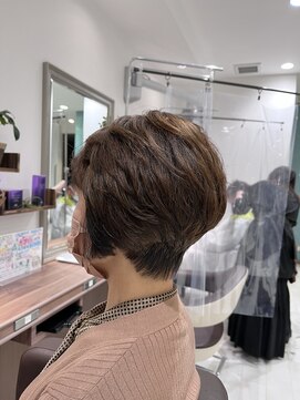 アッシュ 関内店(Ash) 首が綺麗に見えるボブ