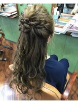 美容室 ルアル 市原市八幡宿店(Luar)&nbsp;捻りあみハーフ〇