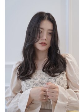 ニューヨークニューヨーク なんば道頓堀店(NYNY) トリートメントとカットでまとまりのあるスタイルに