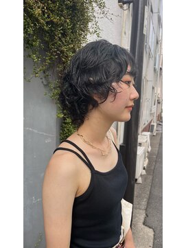 カゼ ダイカンヤマ Kaze DAIKANYAMA ニュアンスボブウルフ