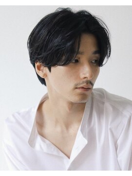ベル 新宿(Belle) 大人のメンズに！短すぎる髪が苦手な方のセンターパート