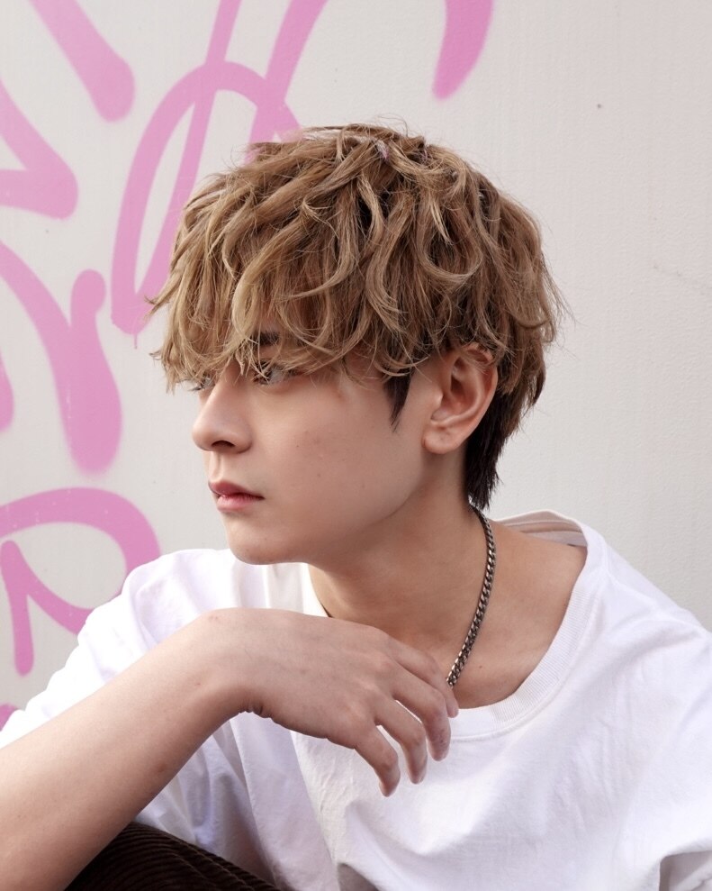 ツイストスパイラルパーマ：L200808844｜ササ(33)のヘアスタイル