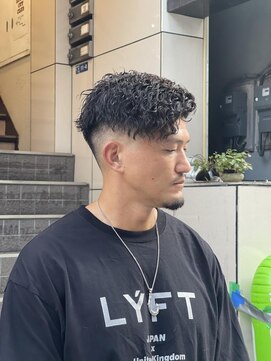 ドルクス 日本橋(Dorcus) 強ツイスパフェードスタイル