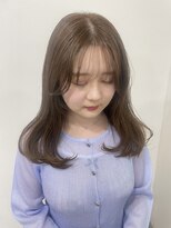 ジアン(GIEN)&nbsp;透明感ベージュカラー/シースルー前髪/顔まわりカット@磯崎