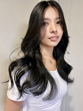 ピープスアンドスー 表参道 渋谷(Peeps&Suu.) ロングレイヤーカット暗めグレージュ透明感カラーゆるまき