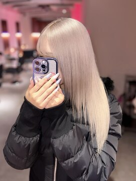 ダズリングディア(Dazzling Deer) ホワイトグレージュ/ホワイトカラー/ミルクティーベージュ