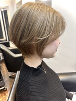 ブロック(BLOCK) イメチェン 似合わせカット 美髪  30代 40代 50代　大人ショート
