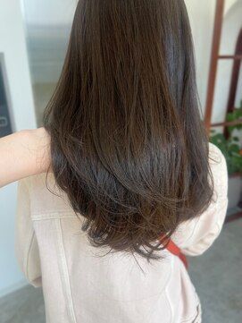 ソピ バイ インビテーション(sopi by invitation) オリーブカラー/レイヤーカット/オリーブベージュ/＊205