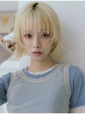 【ケアブリーチ】ホワイトベージュ×顔周りレイヤーカット