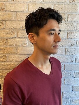 グラッドバーバードットエビス 恵比寿(GLAD BARBER. EBISU) サーフカール/スパイキーショート/ブルーブラック[恵比寿]