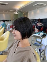 エマビビット 港店(EMA VIVID) ハイライトショート