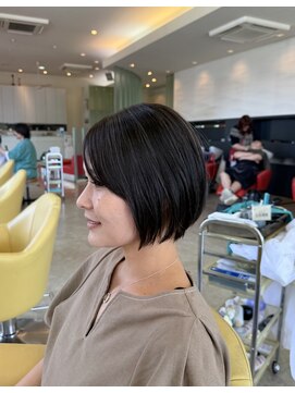 エマビビット 港店(EMA VIVID) ハイライトショート