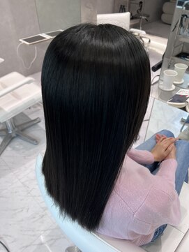 ルミス 青山 表参道(Lumis) ストレートスタイル/艶髪/髪質改善/縮毛矯正/銀座/東銀座