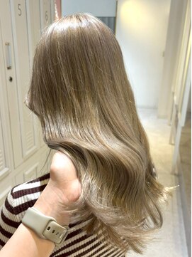 スペックホルダーミミ(Spec Holder mimi) ブロンドグレージュウェーブ