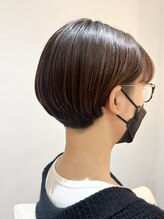 《ダークトーンにも合うショートボブ》カットのプロ集団だからこそバリエーション豊かに＊[三鷹/ブリーチ]