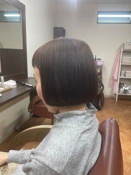 こだわりのヘアケア商材×女性オーナーの貸切空間によるマンツーマン施術で、大人女性のお悩みを解決へ◇