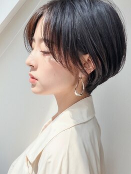 HAIR & MAKE EARTH 戸塚店の写真/【戸塚駅◇徒歩3分】骨格を見極めてフォルムでオシャレショートが叶う♪カラーを活かすカットが大人気!
