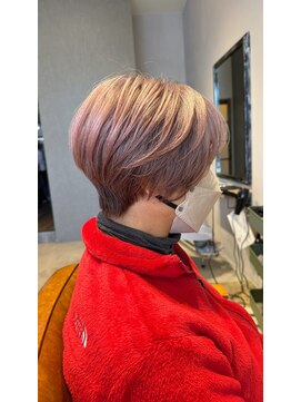 クルニエ(crenier) 白髪染め/白髪ぼかし/明るい白髪染め/くびれショート
