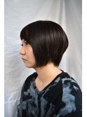 黒髪レディースショート