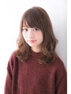 ガーデントウキョウ(GARDEN Tokyo) 【GARDEN】レイヤーミディアムゆるウェーブにベージュ【KOMAKI】