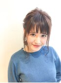 おくれ毛たっぷりヘアアレンジ