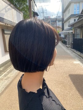 カフネ ジュントス ヨロ(Cafune' juntos YOLO) 【中村 有紗】