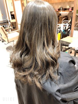 イーマ 天王寺店(iima) グレーベージュ