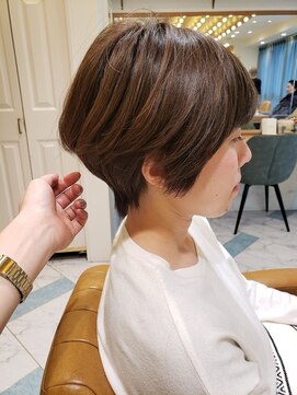 ロンドプロフィール 浦和(Lond profil) 浦和ショートヘアショートカット韓国白髪ぼかし白髪染めボブ