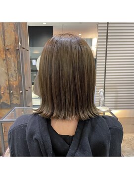 ノーム バイ アウラ(norm. by aura) オリーブベージュ　赤味消し　ブリーチなし