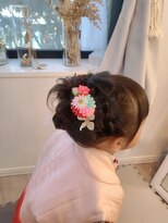 イノチカ(INOCHIKA) 七五三ヘアアレンジ