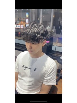 ヘア ライフ ワイレア(HAIR LIFE Wailea) ショートマッシュ×波巻きスパイラル