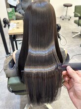 艶髪エステで感動の手触り,ツヤを実現、圧倒的な艶髪が叶う髪質改善ヘアエステ[髪質改善/本厚木/学割U24]