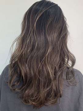 イーストハムアネーロ(EAST HAM anello) ケアブリーチ使用ハイライトデザイン/ダブルカラー